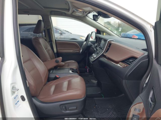 2020 TOYOTA SIENNA 5TDDZ3DC8LS241478 Photo 4