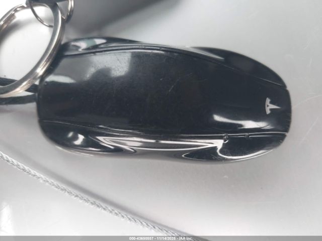 2022 TESLA MODEL Y 7SAYGDEF3NF506307 Photo 10