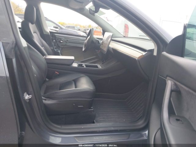 2022 TESLA MODEL Y 7SAYGDEF3NF506307 Photo 4