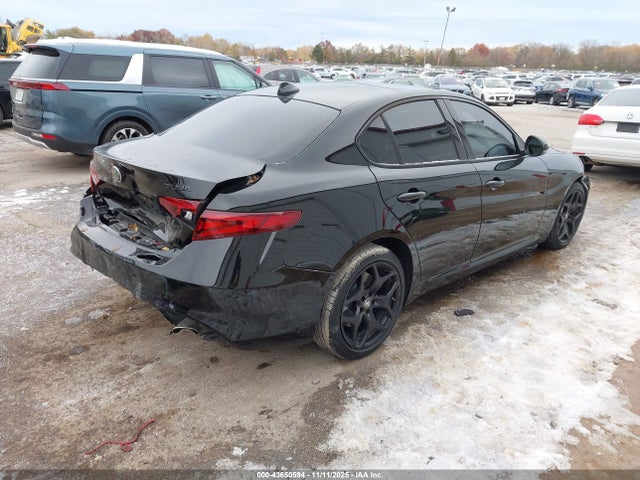 2021 ALFA ROMEO GIULIA ZARFANAN1M7641207 Photo 3