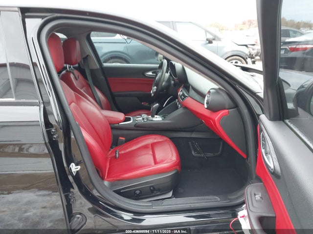 2021 ALFA ROMEO GIULIA ZARFANAN1M7641207 Photo 4