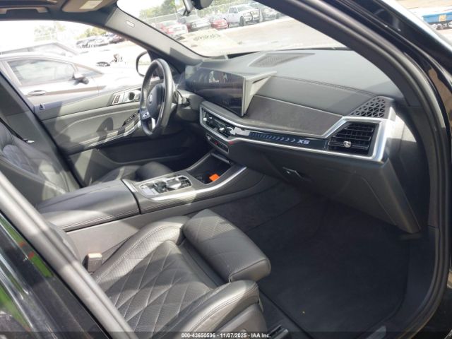 2024 BMW X5 5UX13EU0XR9U31861 Photo 4