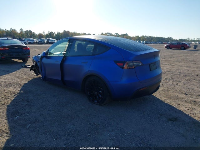 2023 TESLA MODEL Y 7SAYGAEE3PF949405 Photo 2