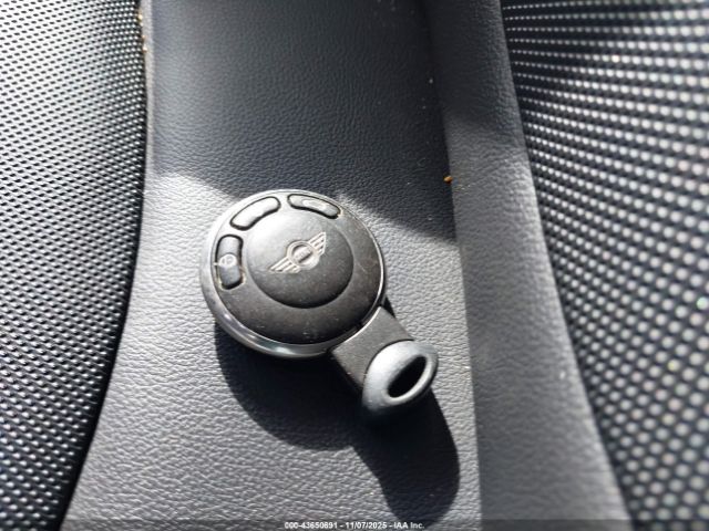 2011 MINI COOPER S COUNTRYMAN WMWZC5C52BWL52657 Photo 10