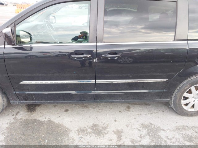 Продажа на аукционе авто 2014 Chrysler Town & Country Touring, vin: 2C4RC1BG5ER195637, номер лота: 43650707
