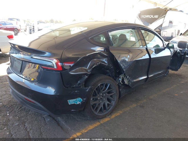 2025 TESLA MODEL 3 5YJ3E1EA1SF928250 Photo 3