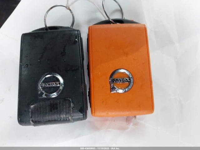 2021 VOLVO XC40 YV4162UK4M2607892 Photo 10