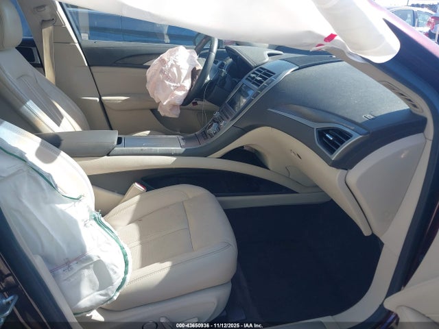 2017 LINCOLN MKZ 3LN6L5FC6HR618365 Photo 4