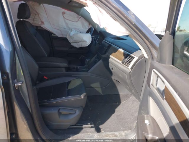 2022 VOLKSWAGEN ATLAS 1V2KR2CA6NC555649 Photo 4