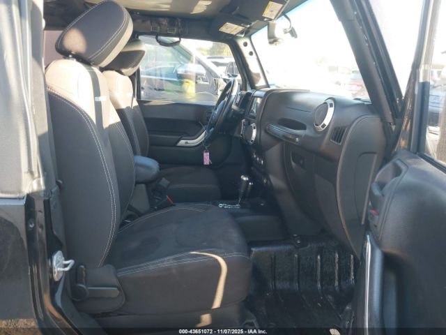 2015 JEEP WRANGLER 1C4BJWCGXFL525222 Photo 4