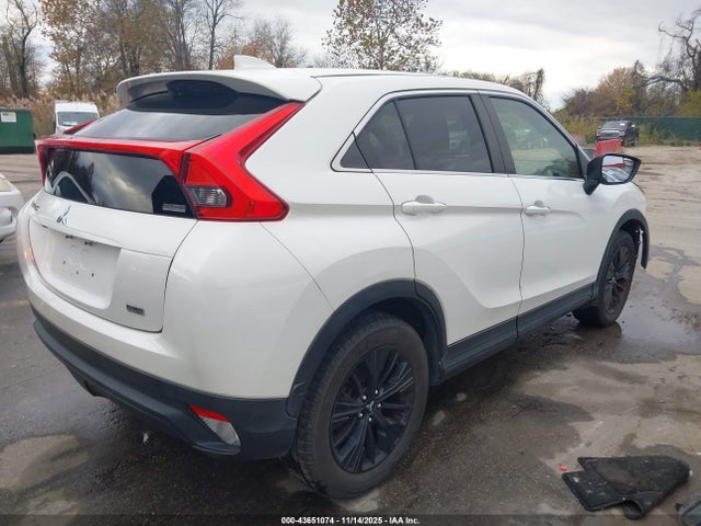 2020 MITSUBISHI ECLIPSE CROSS JA4AT4AA7LZ027829 Photo 3