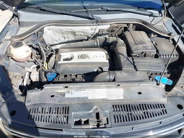 WVGBV7AX7HK017727 Volkswagen Tiguan 2.0t/2.0t S