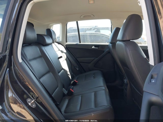 WVGBV7AX7HK017727 Volkswagen Tiguan 2.0t/2.0t S