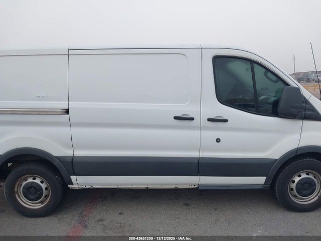Ford Transit-150 2015 1FTNE1YM3FKA99284 Image 13