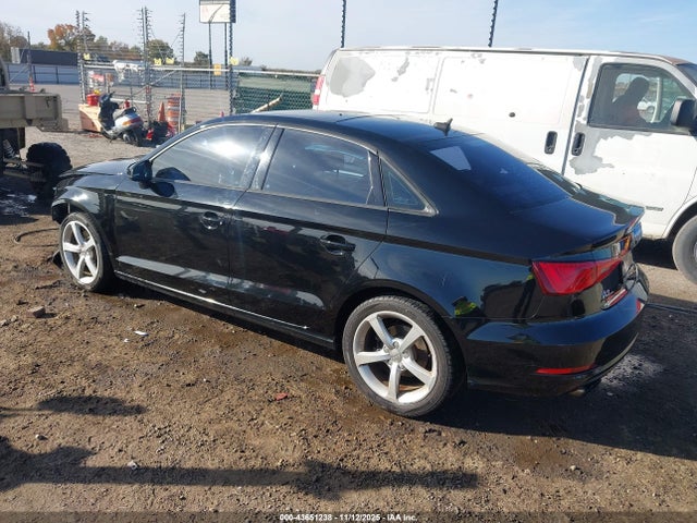2016 AUDI A3 WAUA7GFF5G1118518 Photo 2