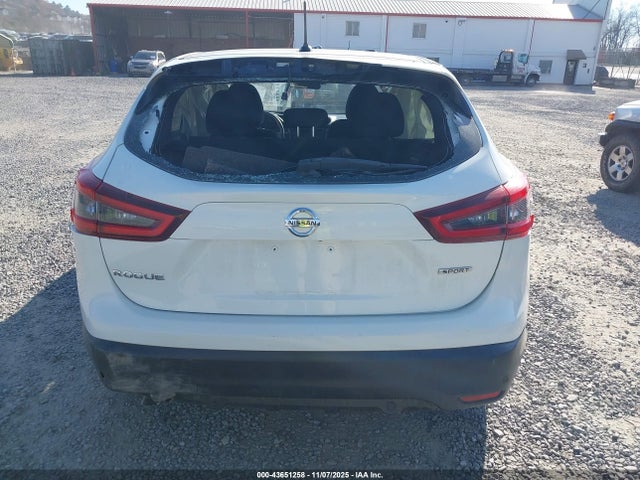 JN1BJ1AV7MW317401 Nissan Rogue Sport S Fwd Xtronic Cvt