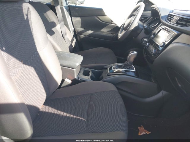 JN1BJ1AV7MW317401 Nissan Rogue Sport S Fwd Xtronic Cvt