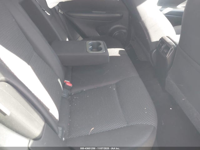 JN1BJ1AV7MW317401 Nissan Rogue Sport S Fwd Xtronic Cvt