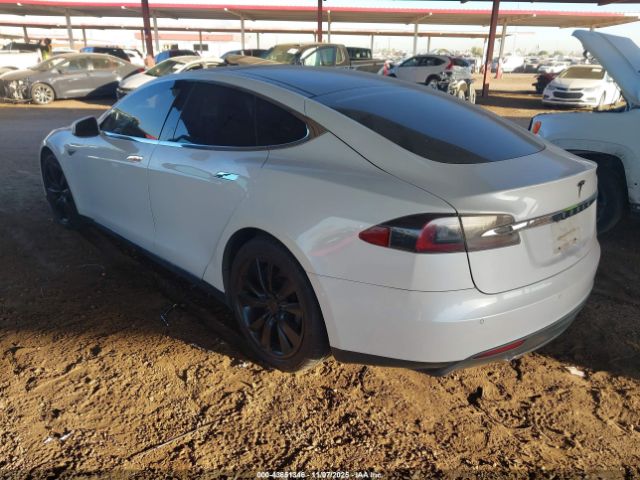 2014 TESLA MODEL S 5YJSA1S16EFP35740 Photo 2
