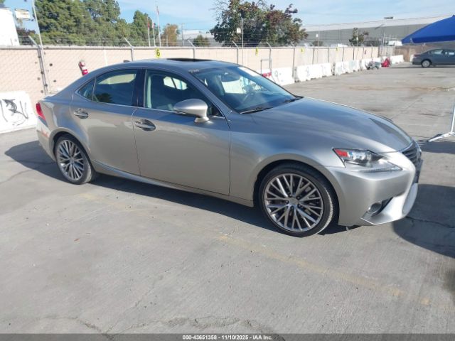 2016 LEXUS IS 200T JTHBA1D24G5011411