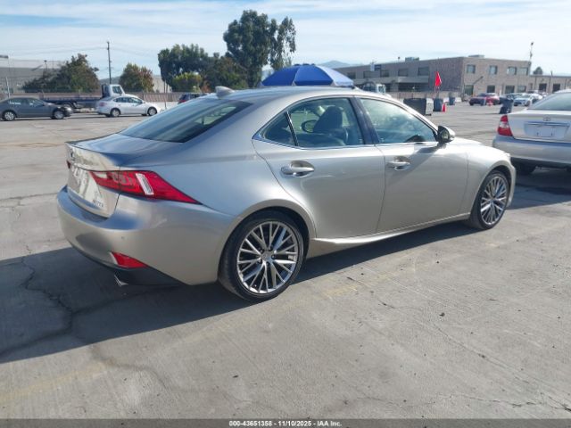 2016 LEXUS IS 200T JTHBA1D24G5011411 Photo 3