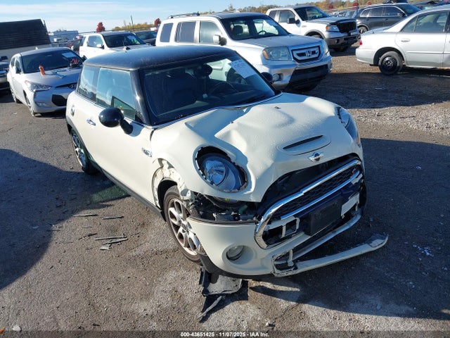 2015 MINI HARDTOP WMWXP7C52F2C60410 Photo 0