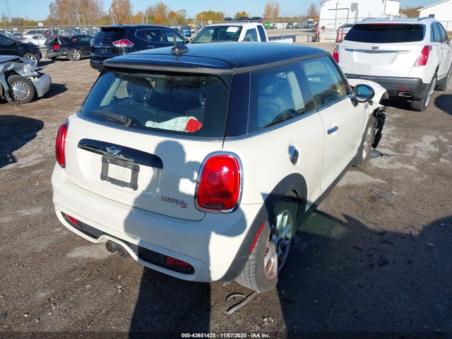 2015 MINI HARDTOP WMWXP7C52F2C60410 Photo 3