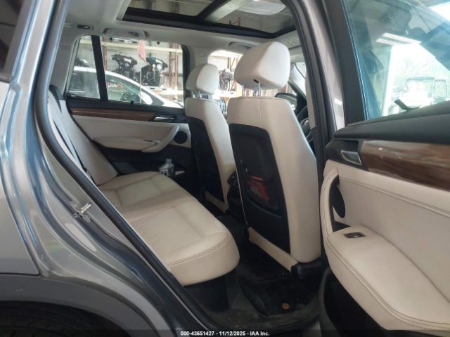 2013 BMW X3 5UXWX9C51D0A10593 Photo 7