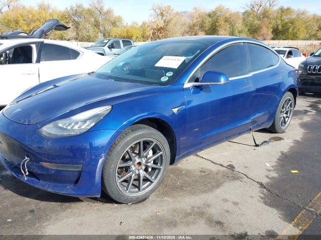 2019 TESLA MODEL 3 5YJ3E1EA9KF421242 Photo 1