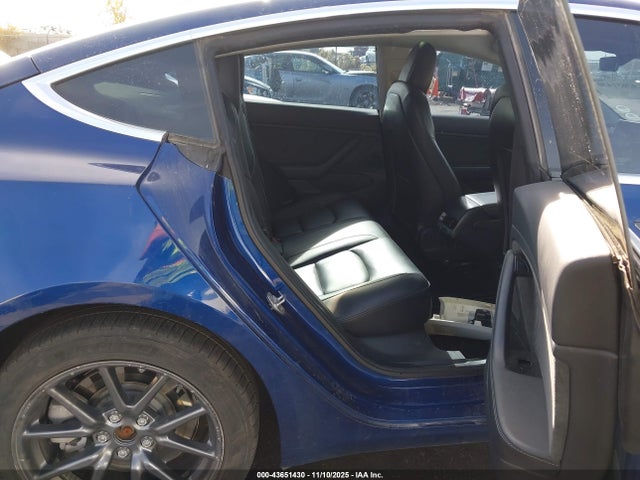 2019 TESLA MODEL 3 5YJ3E1EA9KF421242 Photo 7