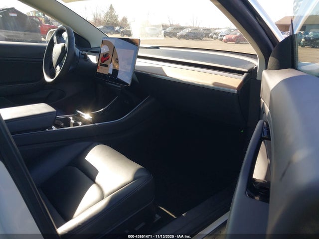 Продаж на аукціоні авто 2020 Tesla Model 3 Long Range Dual Motor All-wheel Drive, vin: 5YJ3E1EBXLF637787, номер лоту: 43651471