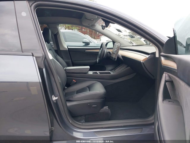 2023 TESLA MODEL Y 7SAYGDEF1PF833369 Photo 4