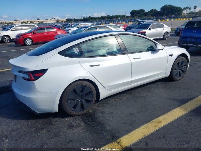 2024 TESLA MODEL 3 5YJ3E1EA8RF794203 Photo 3
