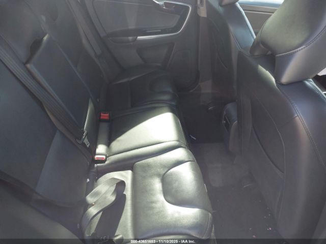 2016 VOLVO XC60 YV440MDK6G2890455 Photo 7