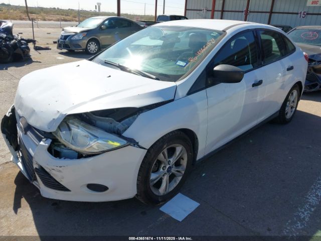 2014 FORD FOCUS 1FADP3E2XEL200565 Photo 1