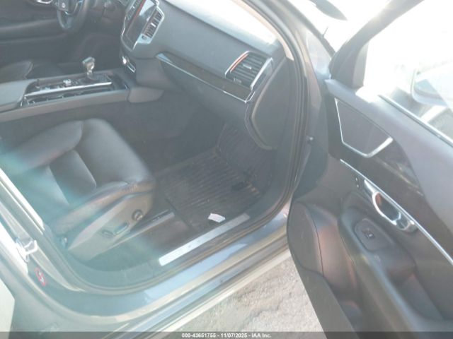 2016 VOLVO XC90 YV4A22PKXG1021392 Photo 4