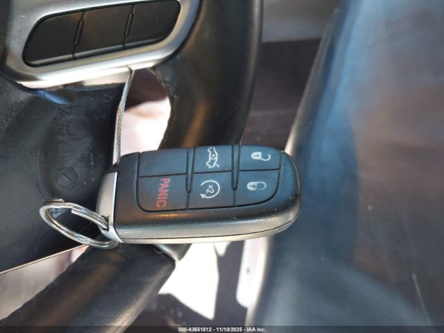 2017 CHRYSLER 300 2C3CCAAG8HH614456 Photo 10