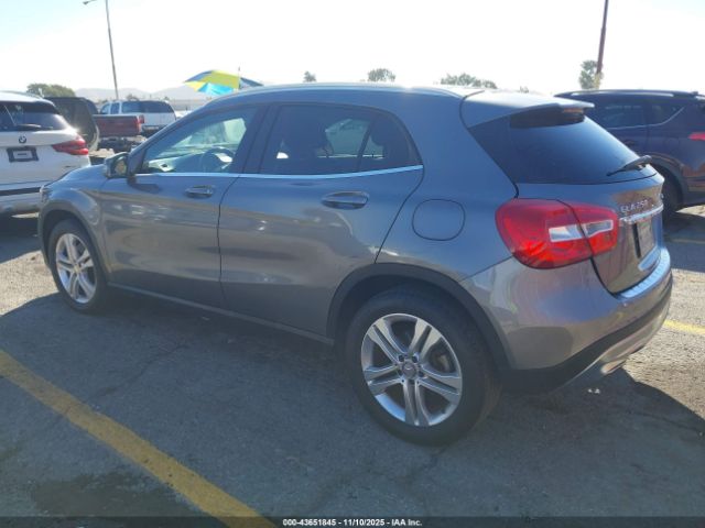 2015 MERCEDES-BENZ GLA 250 WDCTG4EB7FJ115024 Photo 2