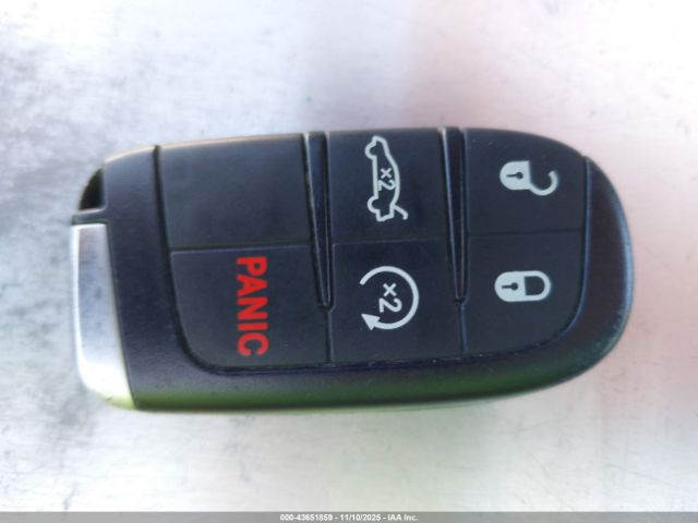 2019 CHRYSLER 300 2C3CCABG4KH548865 Photo 10