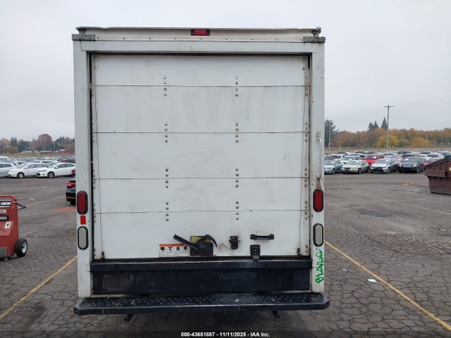 Ford E-350 Cutaway 2014 1FDWE3FLXEDA60829 Image 15