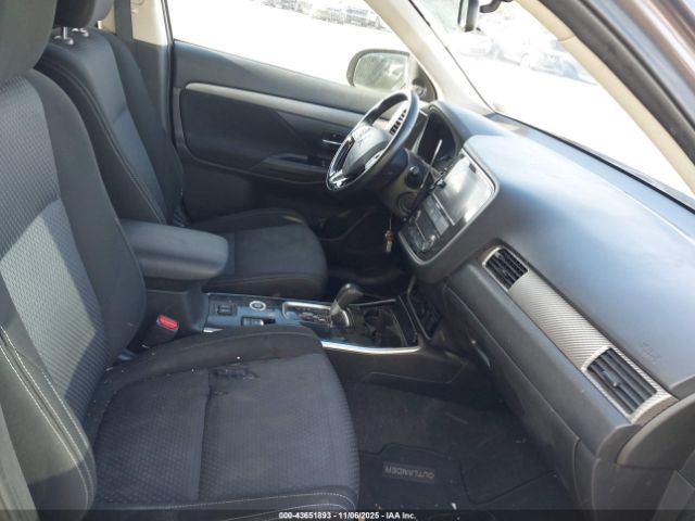 2018 MITSUBISHI OUTLANDER JA4AZ3A36JZ053376 Photo 4