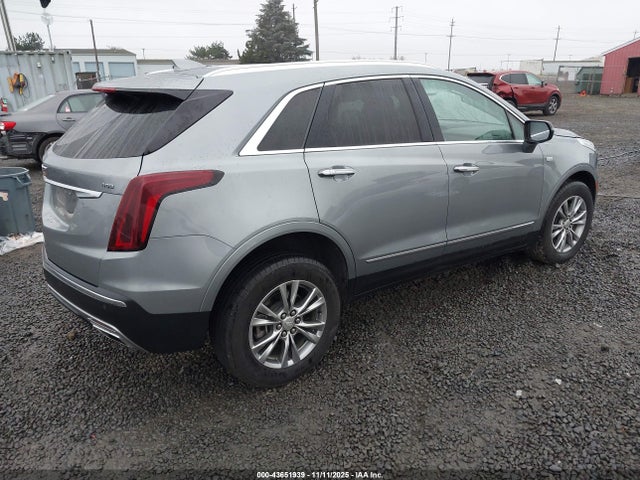 2023 CADILLAC XT5 1GYKNDRS4PZ156001 Photo 3