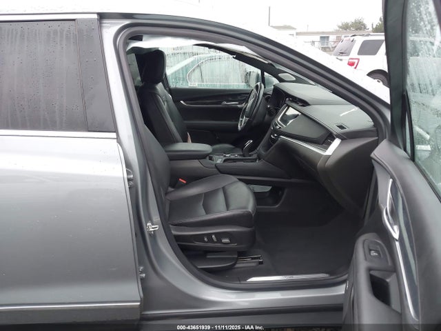 2023 CADILLAC XT5 1GYKNDRS4PZ156001 Photo 4