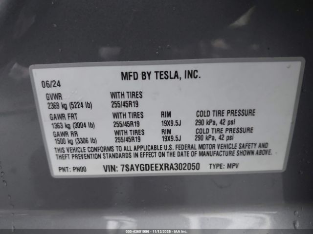 2024 TESLA MODEL Y 7SAYGDEEXRA302050 Photo 8