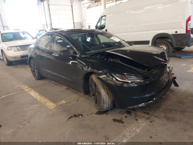 2025 TESLA MODEL 3 5YJ3E1EB7SF904415 Photo 0