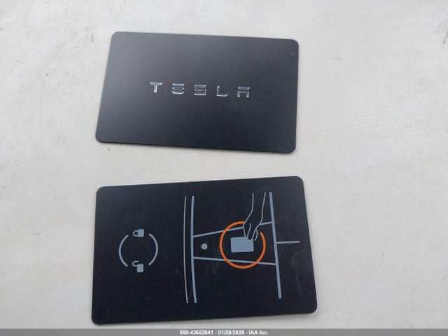 2025 TESLA MODEL 3 5YJ3E1EB7SF904415 Photo 10