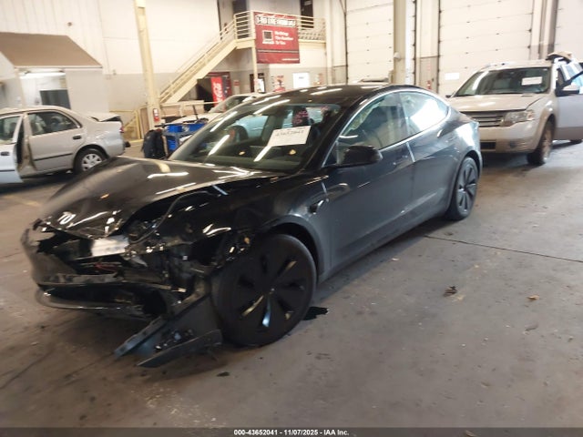 2025 TESLA MODEL 3 5YJ3E1EB7SF904415 Photo 1