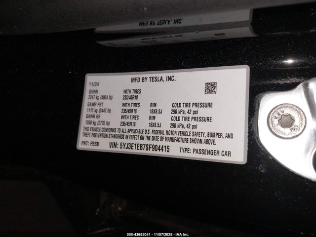 2025 TESLA MODEL 3 5YJ3E1EB7SF904415 Photo 8