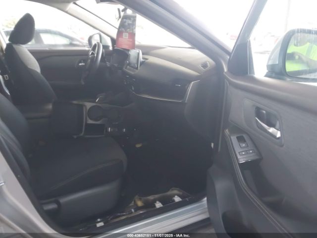 2022 NISSAN ROGUE 5N1BT3BA0NC676506 Photo 4