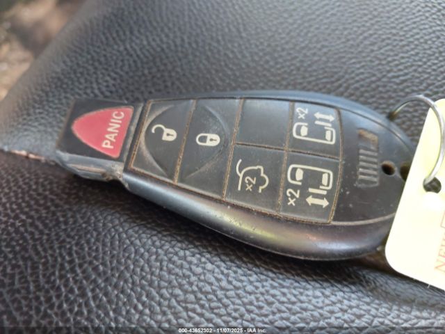 2014 CHRYSLER TOWN & COUNTRY 2C4RC1BG4ER112005 Photo 10